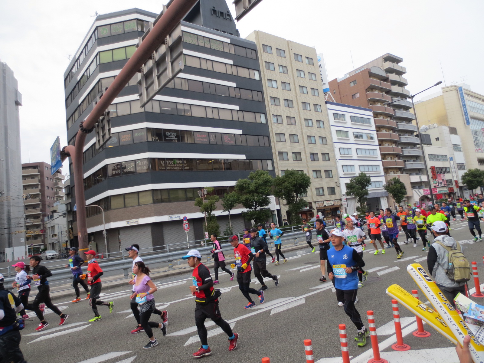 大阪マラソン：大国町付近